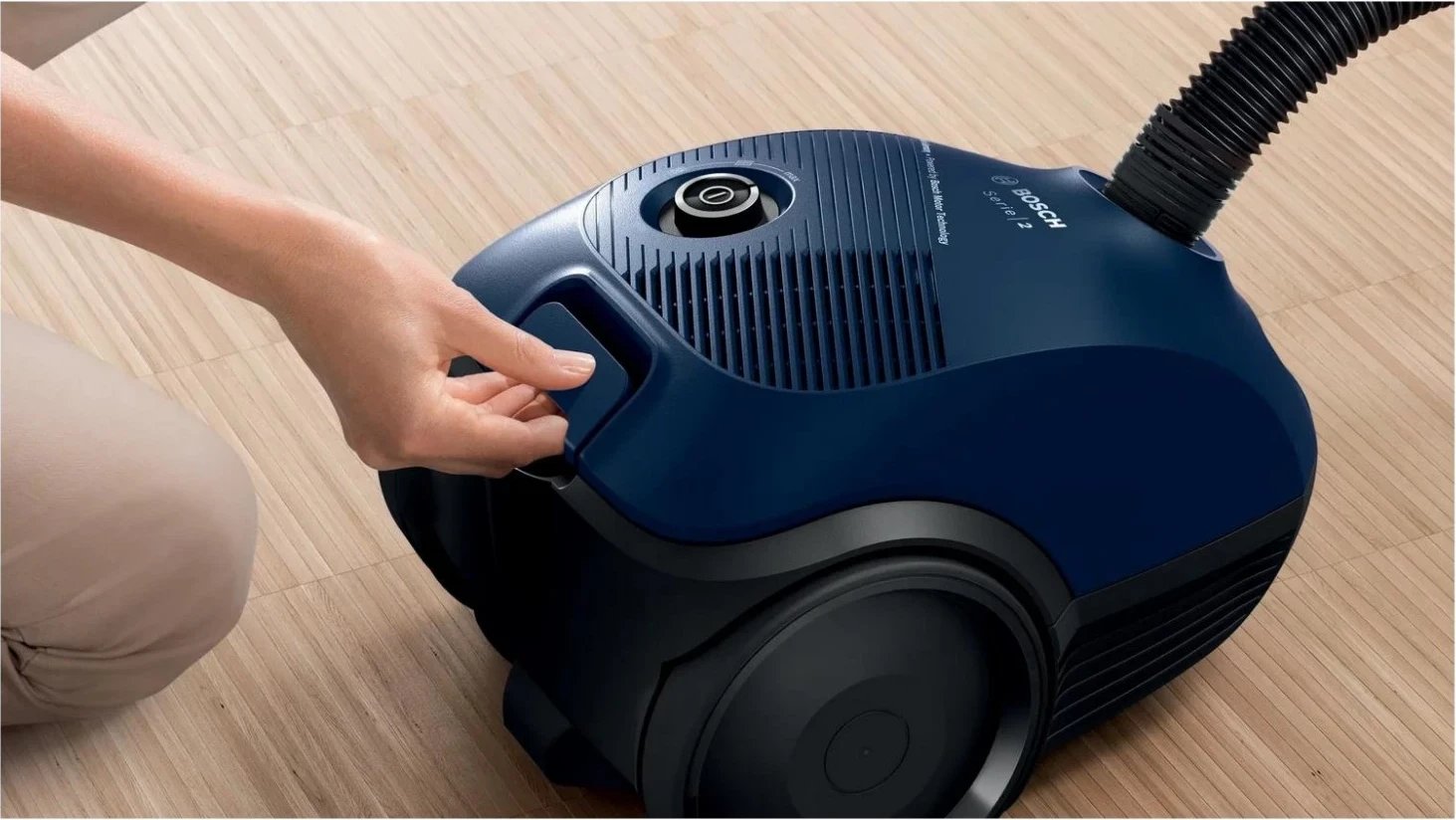 Fshesë me korrent Bosch BGLS2BU2, 3.5L, 600W, ngjyrë blu