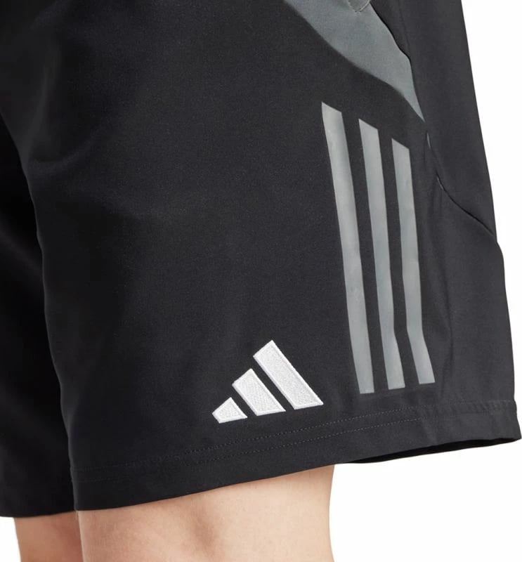 Shorce për meshkuj adidas, të zeza