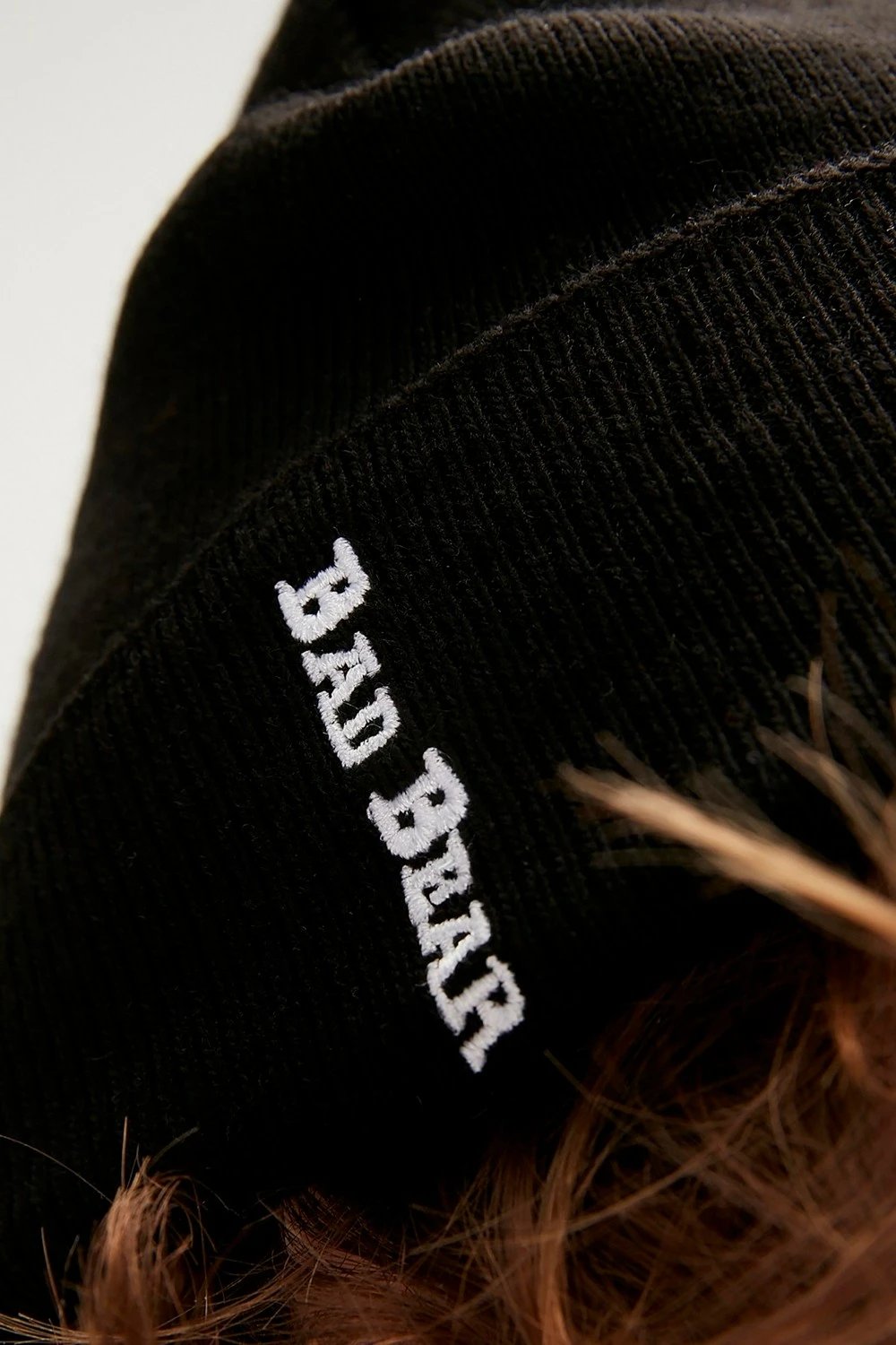 Kapelë Bad Bear Label Beanie Night për femra, e zezë