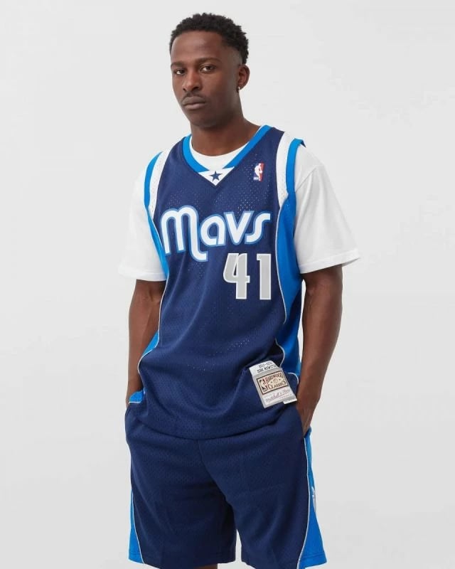 Maicë për meshkuj Mitchell & Ness, NBA Swingman Dallas Mavericks Dirk Nowitzki, blu e errët