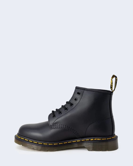 Çizme për femra Dr. Martens, të zeza