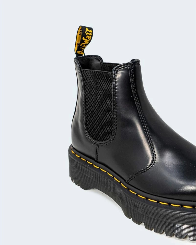 Çizme Dr. Martens për femra, të zeza